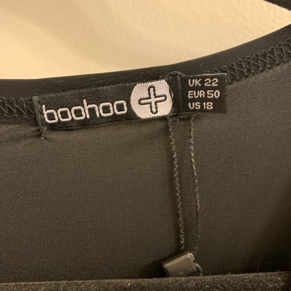 Black boohoo+ dress - Picture 3 of 3